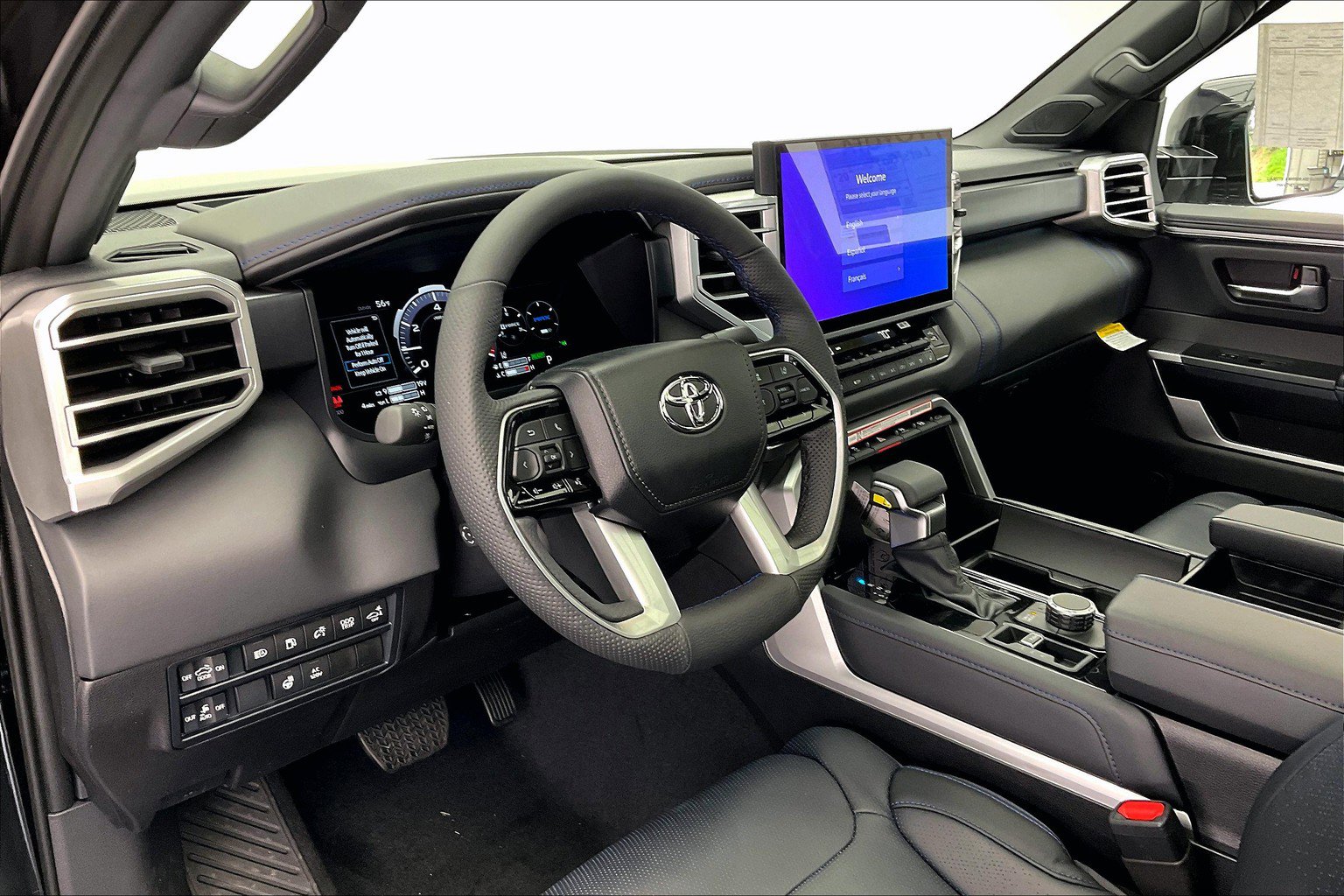 New 2025 Toyota Tundra Platinum AWD/4WD image 4