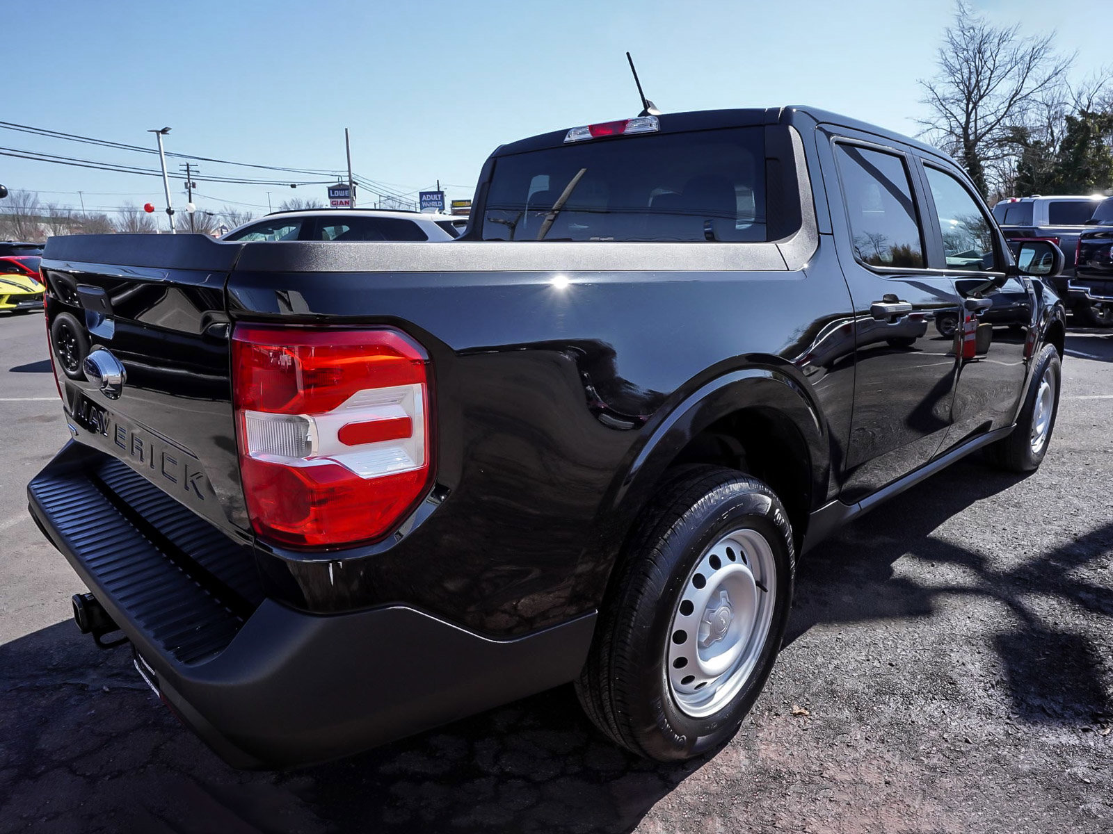 Used 2024 Ford Maverick XL image 6