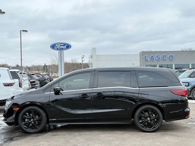 Used 2024 Honda Odyssey Sport image 40