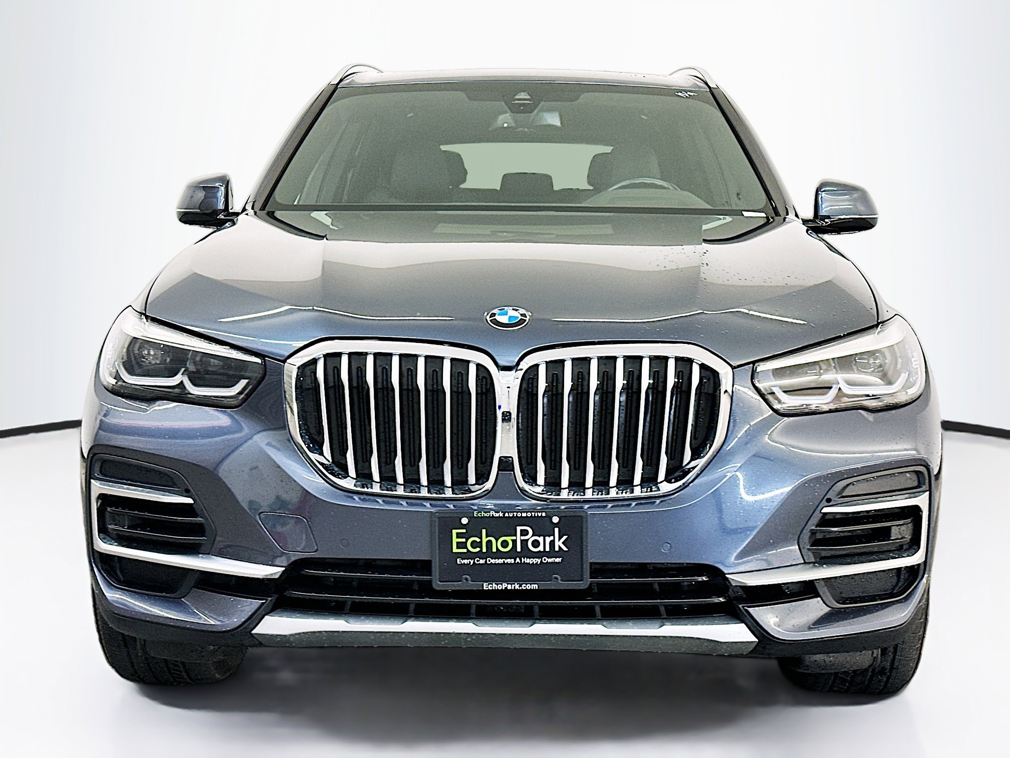 Used 2022 BMW X5 xDrive40i w/ Premium Package image 2