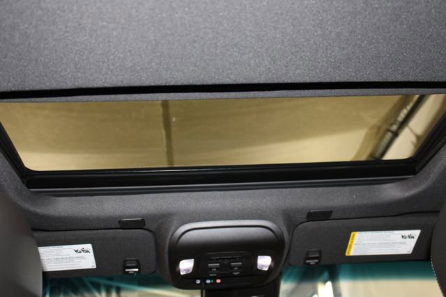 New 2026 Cadillac CT4 V Blackwing image 9