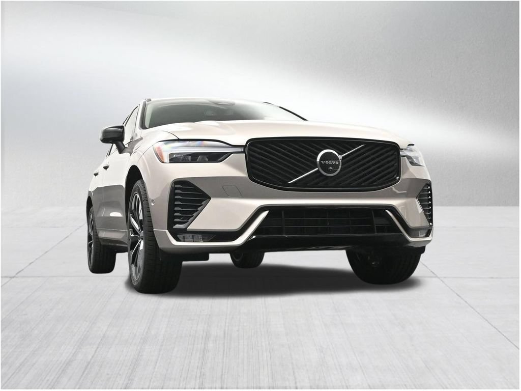 New 2026 Volvo XC60 B5 Plus AWD/4WD image 27