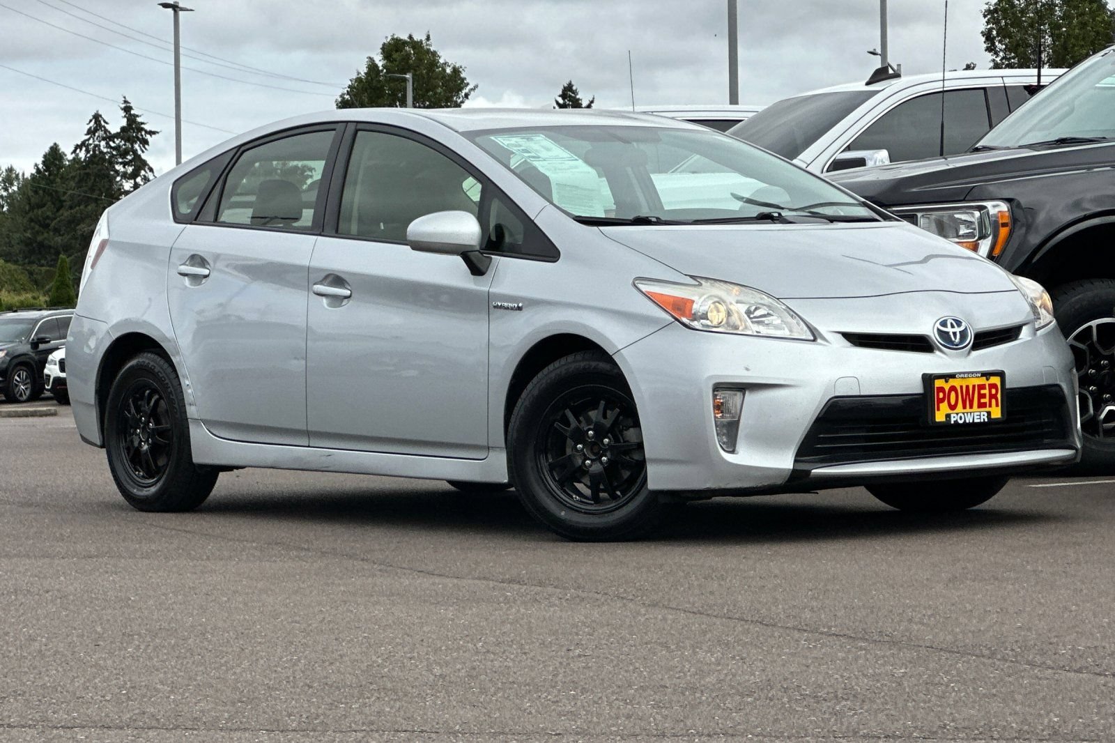 Used 2013 Toyota Prius Two FWD image 2
