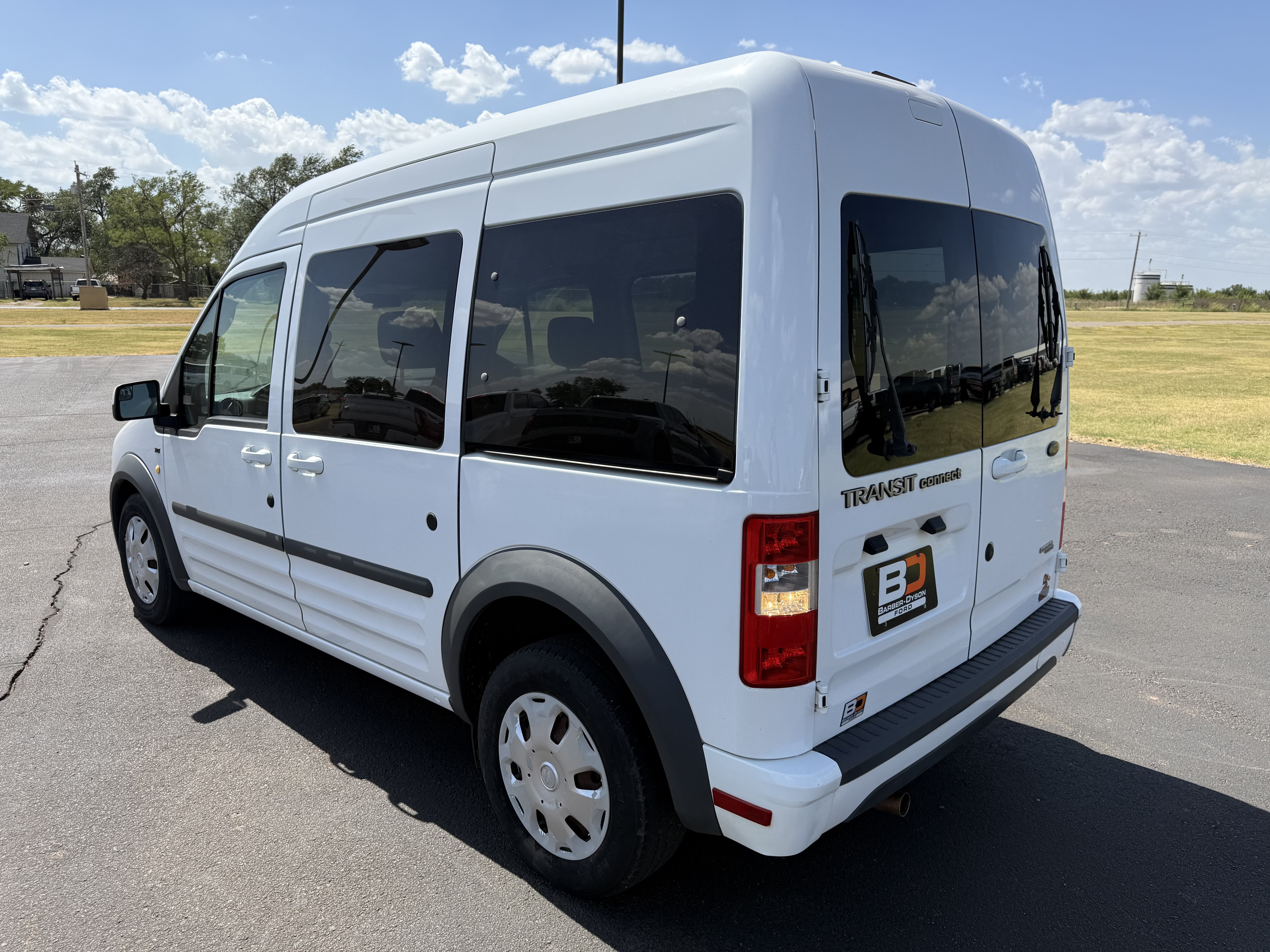 Used 2012 Ford Transit Connect XLT Premium FWD image 4