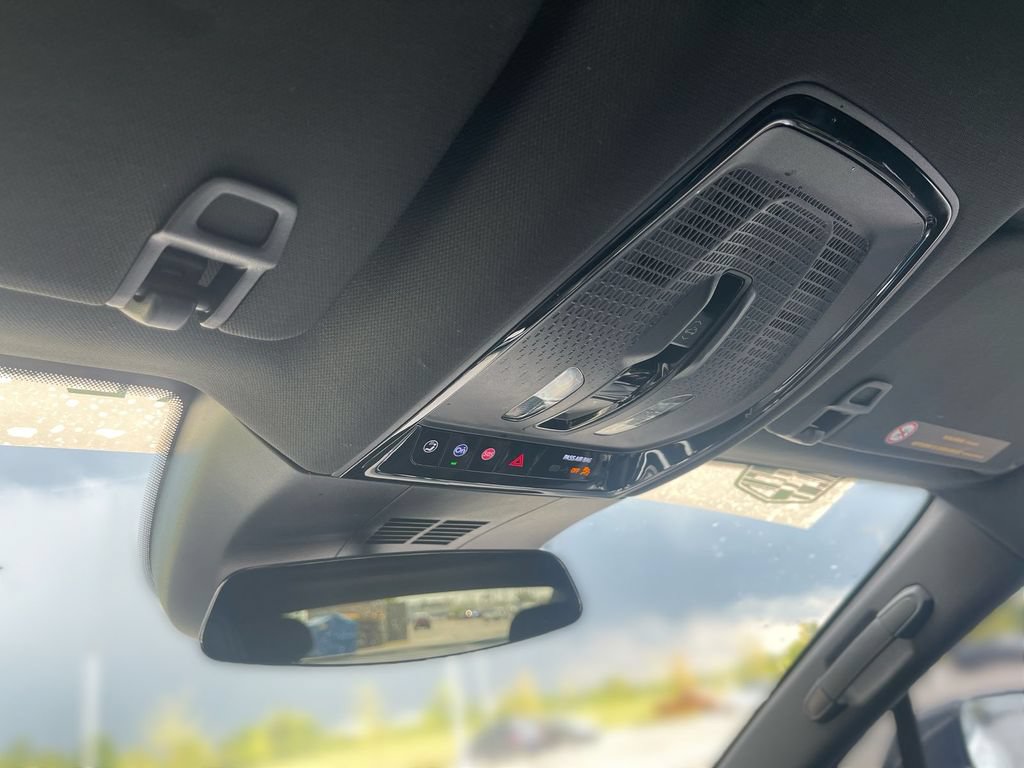 Certified 2024 Cadillac Lyriq Sport AWD/4WD image 31
