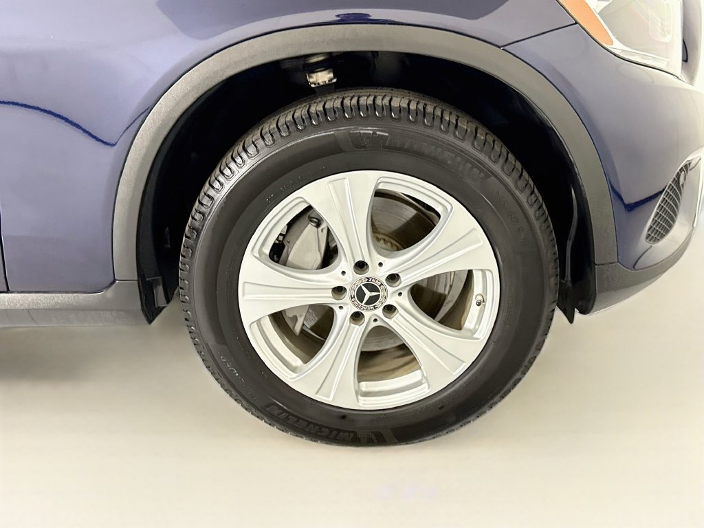 Used 2018 Mercedes-Benz GLC 300 image 32