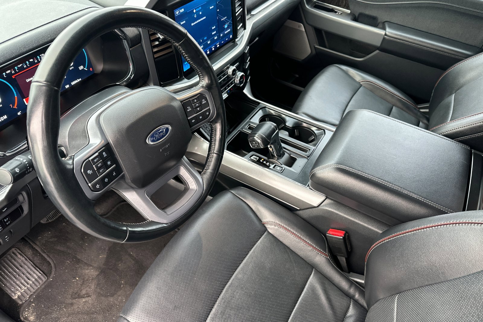 Used 2023 Ford F150 Lariat w/ Equipment Group 502A High image 10