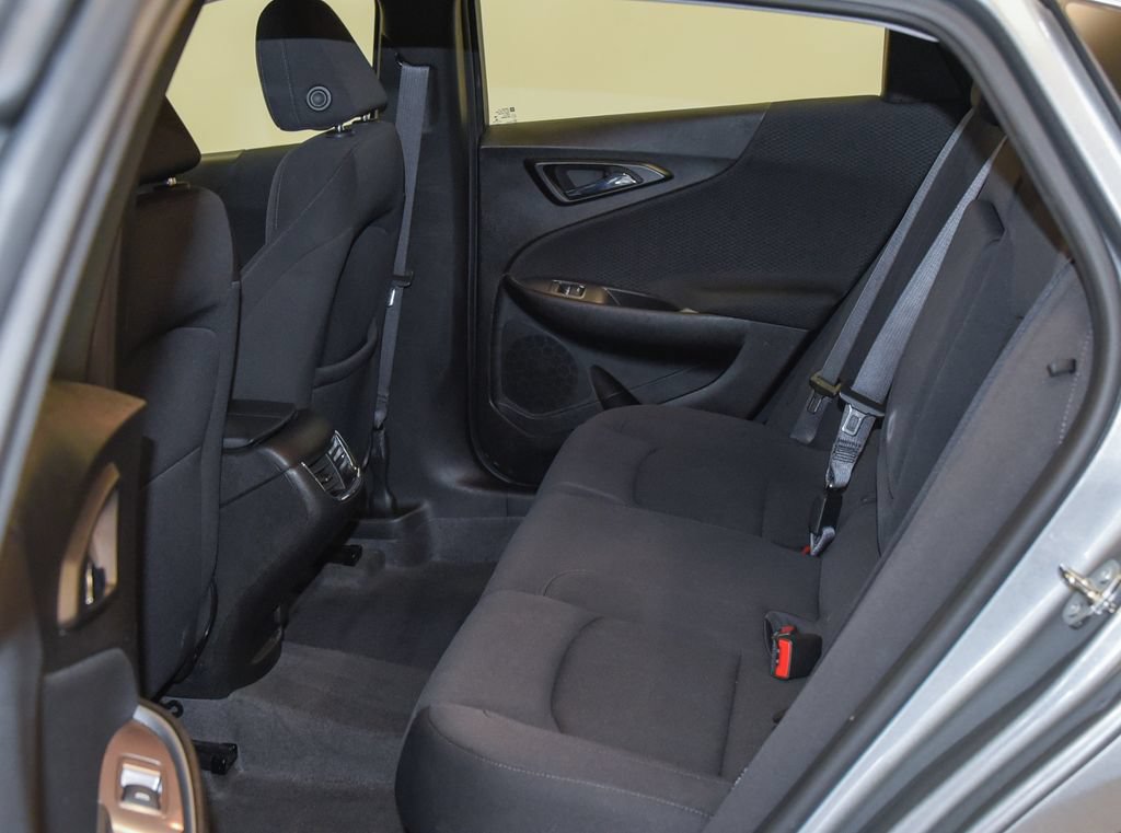 Used 2023 Chevrolet Malibu LT FWD image 4