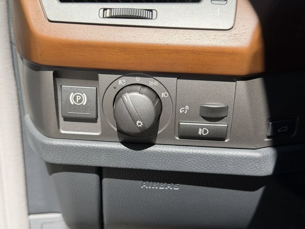 Used 2002 BMW 745i image 30