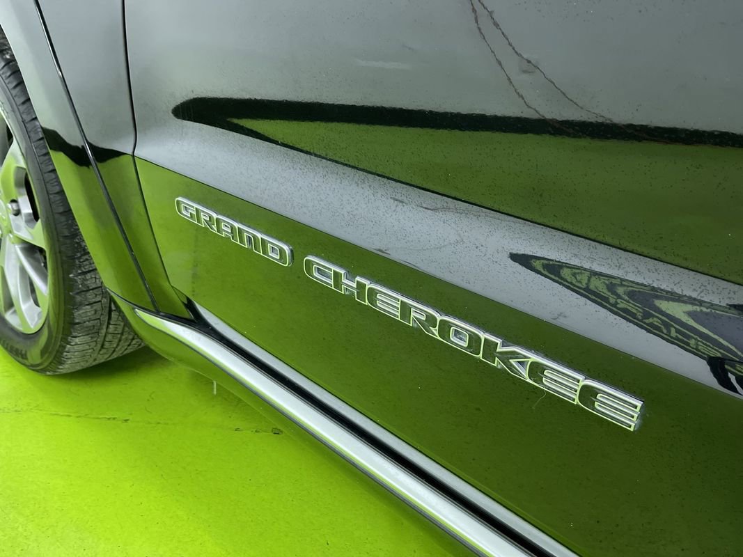 Used 2020 Jeep Grand Cherokee Summit w/ Platinum Series Group image 14