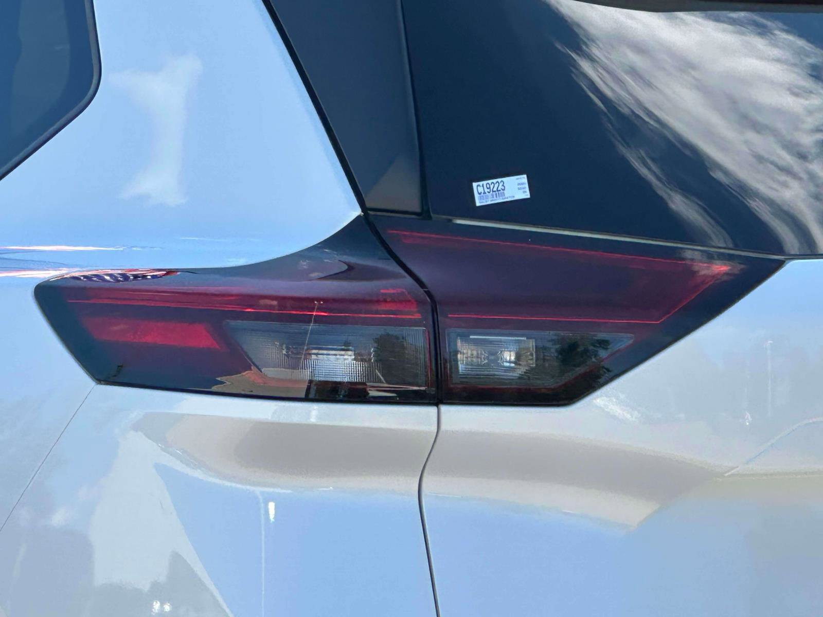 Used 2026 Nissan Rogue SV image 9