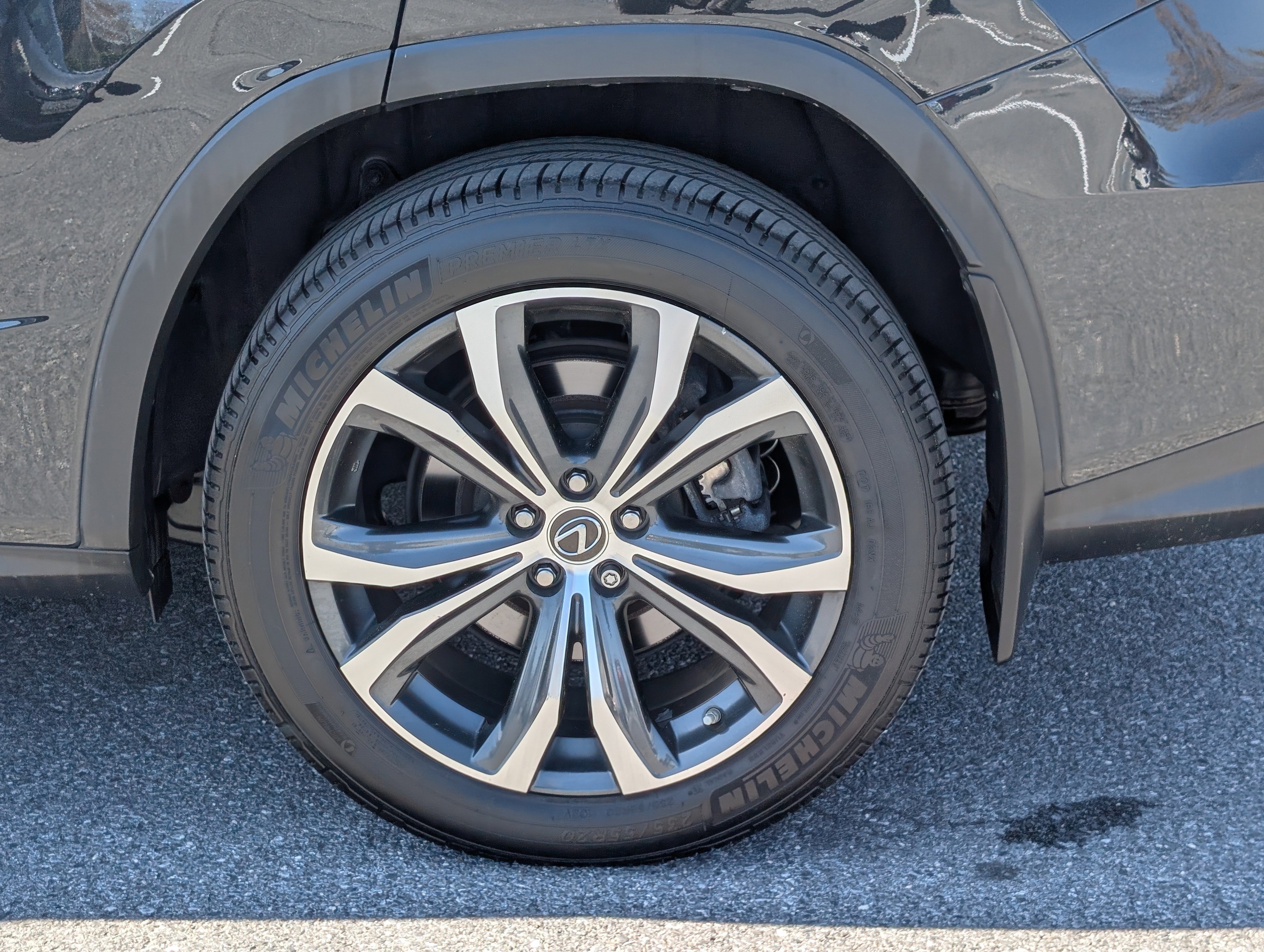 Certified 2022 Lexus RX 350 AWD w/ Premium Package image 10