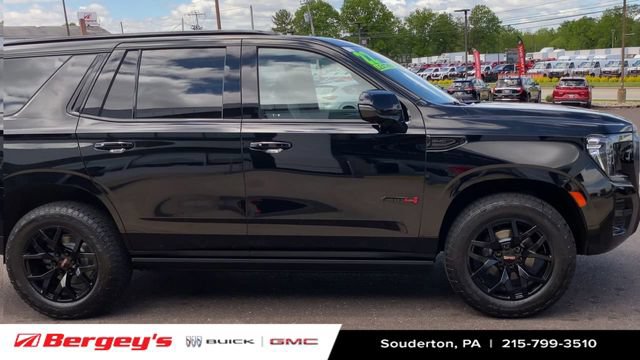 Used 2022 GMC Yukon AT4 w/ Max Trailering Package AWD/4WD image 11