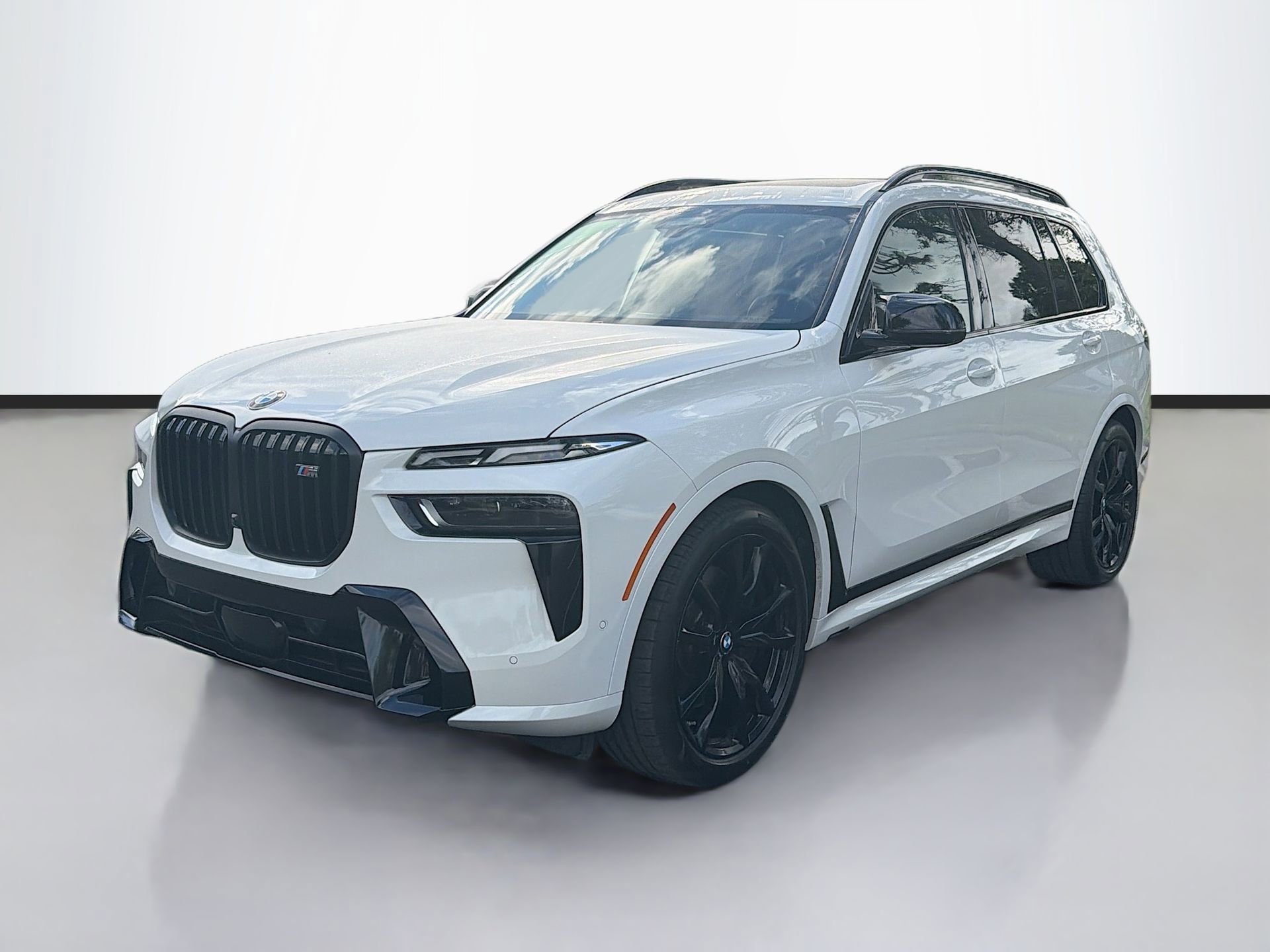 Certified 2026 BMW X7 M60i image 6