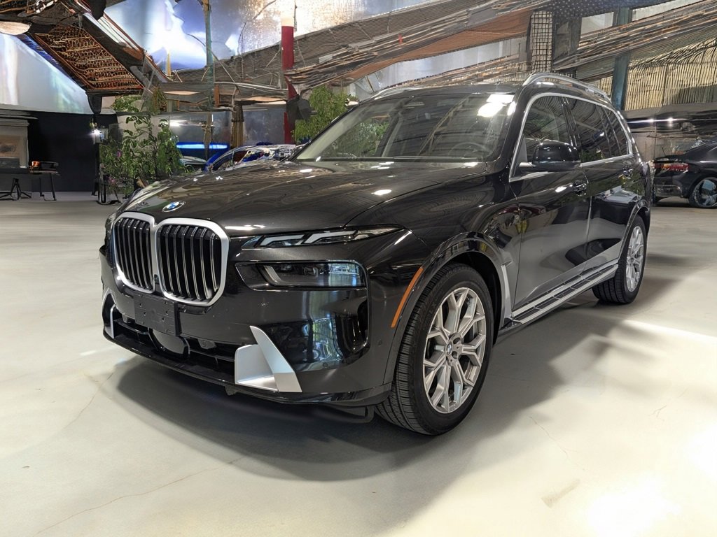 Used 2025 BMW X7 xDrive40i w/ Premium Package