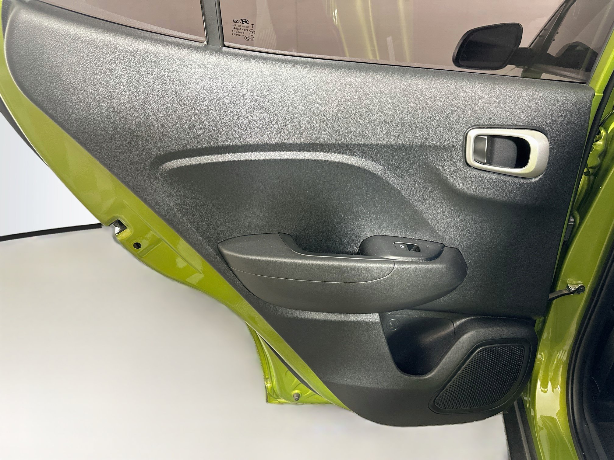 Used 2020 Hyundai Venue SE FWD image 24