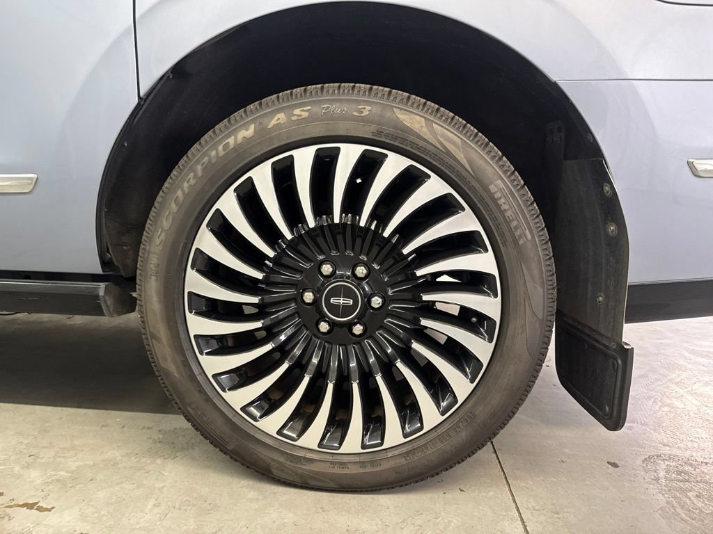 Used 2020 Lincoln Navigator L Black Label AWD/4WD image 28