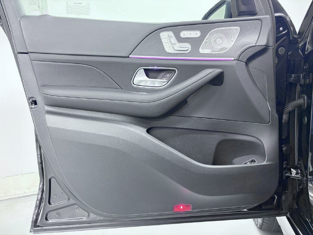 Certified 2024 Mercedes-Benz GLS 450 4MATIC image 17