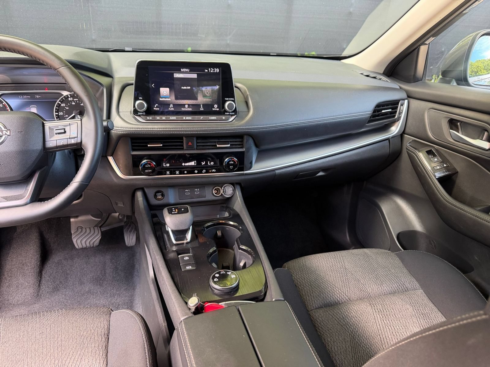 Used 2026 Nissan Rogue SV AWD/4WD image 35