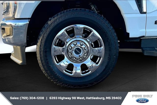 Used 2023 Ford F250 Lariat w/ Tow Technology Package image 7