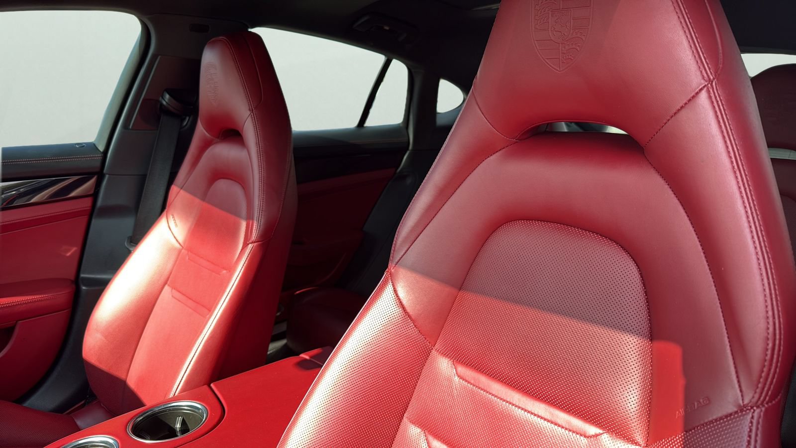 Used 2021 Porsche Panamera 4S AWD/4WD image 9