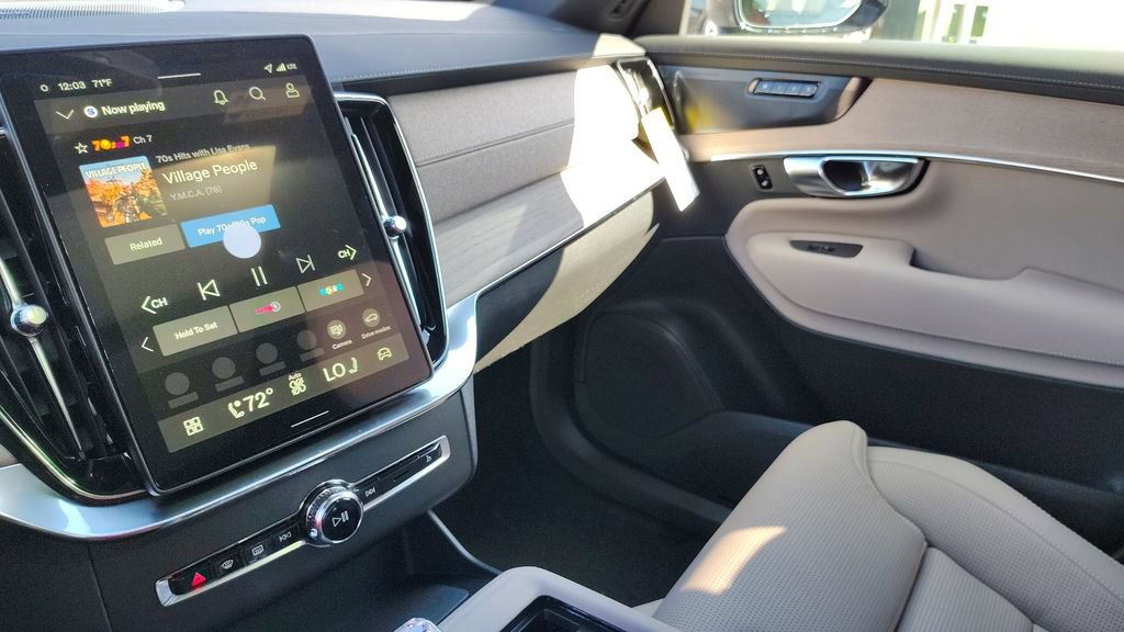 New 2026 Volvo XC90 B6 Ultra AWD/4WD image 24