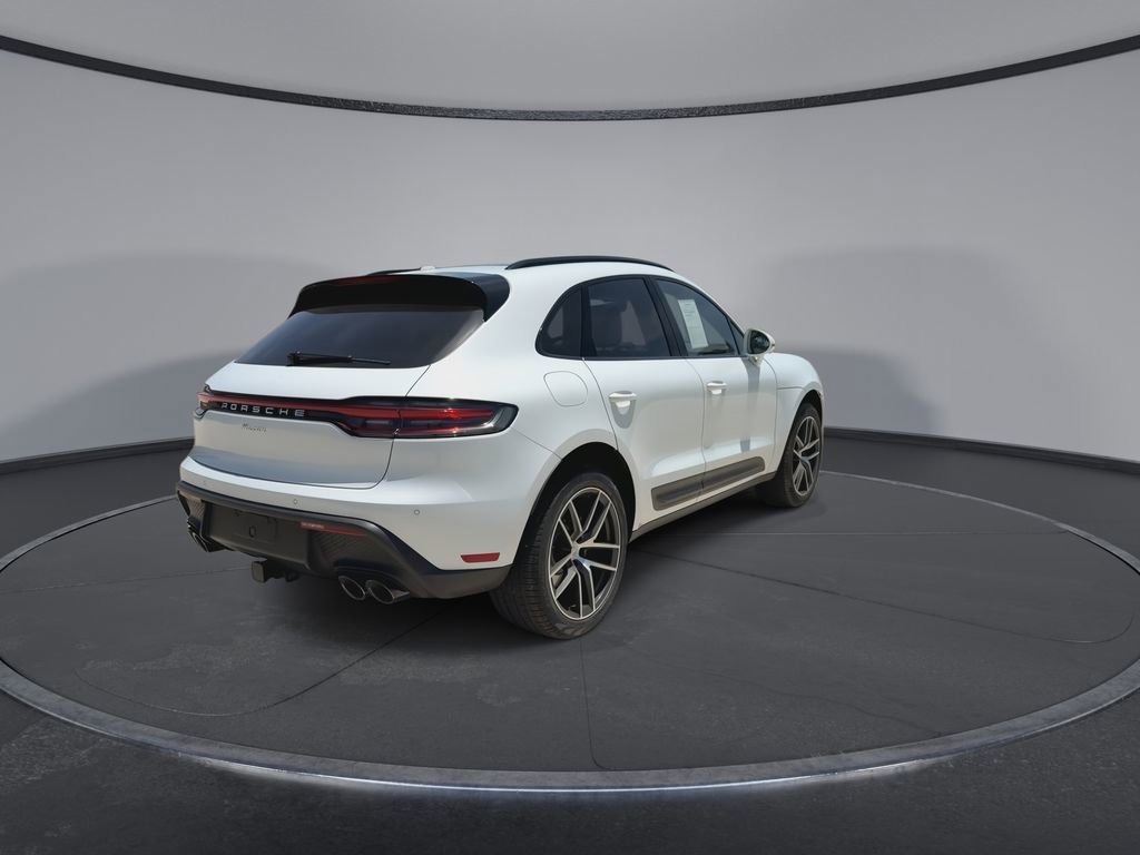 Used 2023 Porsche Macan Turbo AWD/4WD image 8