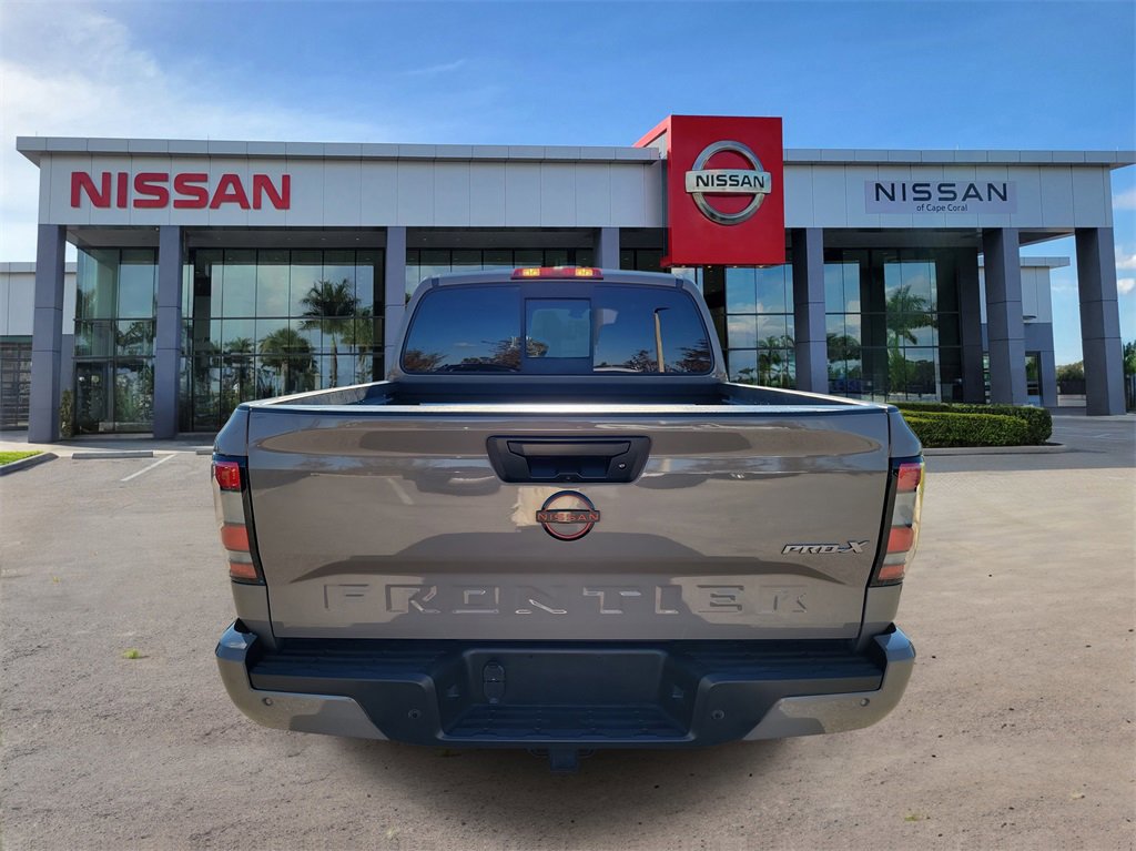 Used 2022 Nissan Frontier Pro-X image 5