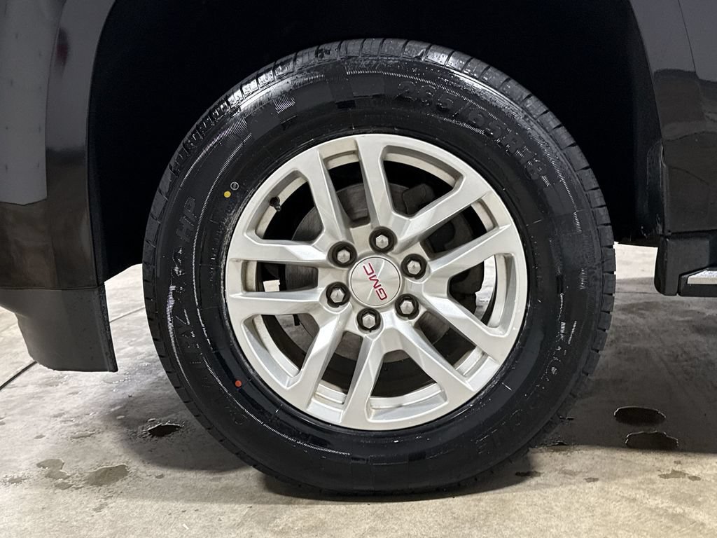Used 2018 GMC Yukon SLE w/ HD Trailering Package AWD/4WD image 27