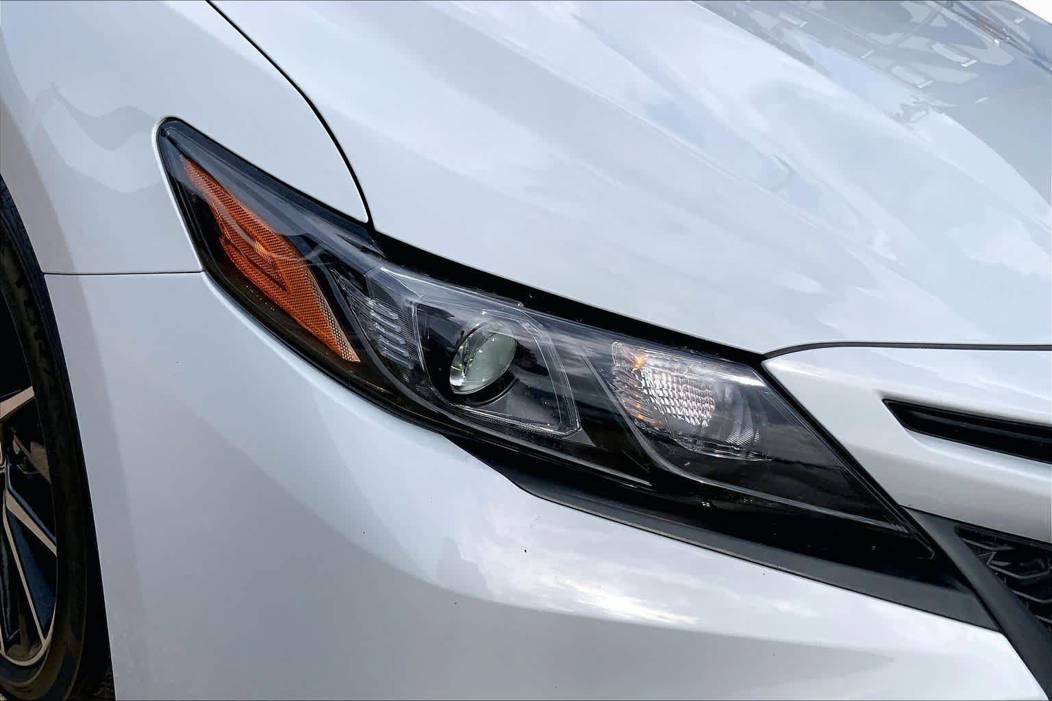 Used 2023 Toyota Camry SE FWD image 28