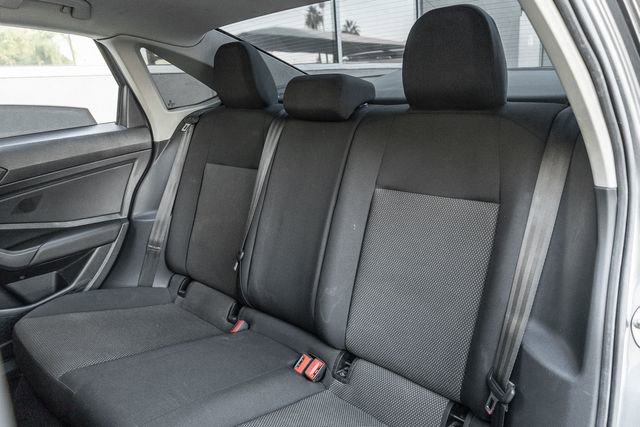 Used 2021 Volkswagen Jetta S image 12