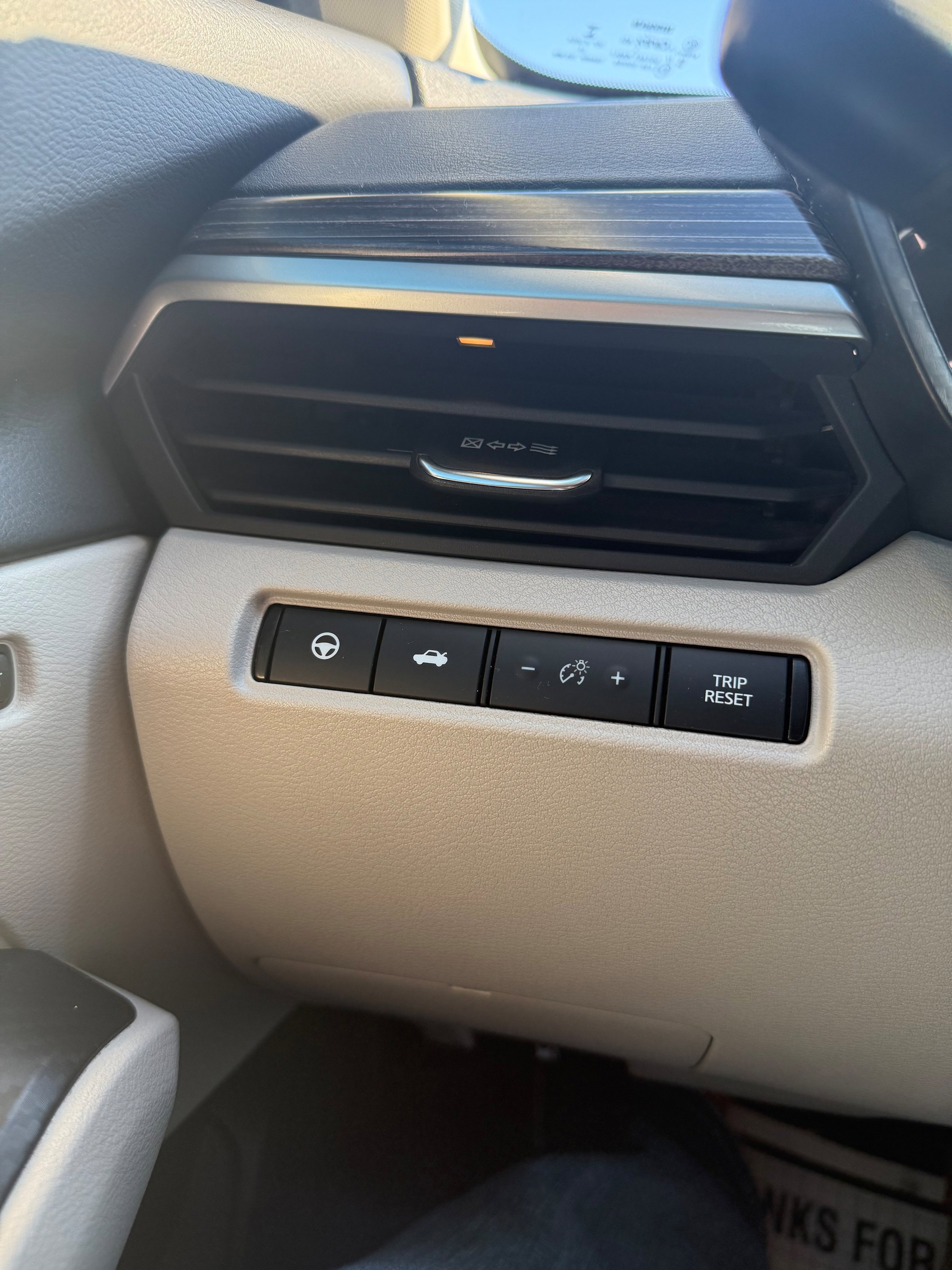 Used 2019 Nissan Altima 2.5 Platinum FWD image 17