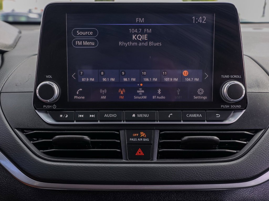 Used 2025 Nissan Altima 2.5 S image 28