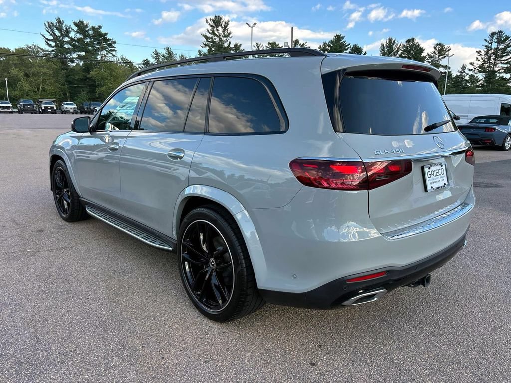Used 2024 Mercedes-Benz GLS 450 4MATIC w/ AMG Line Exterior image 5