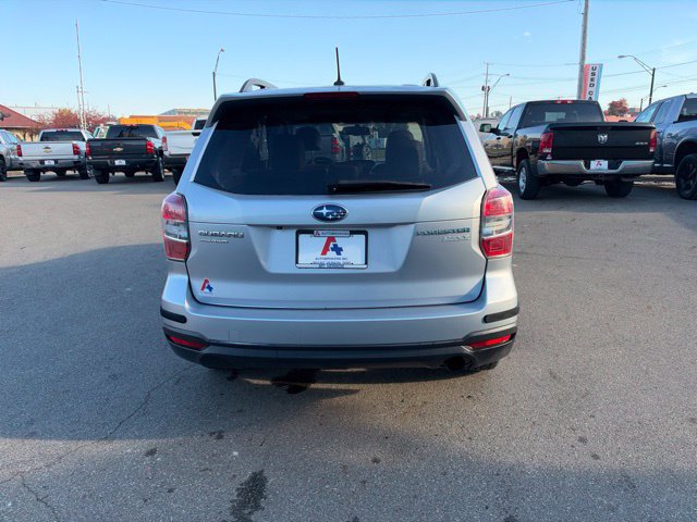 Used 2014 Subaru Forester 2.5i Limited AWD/4WD image 4