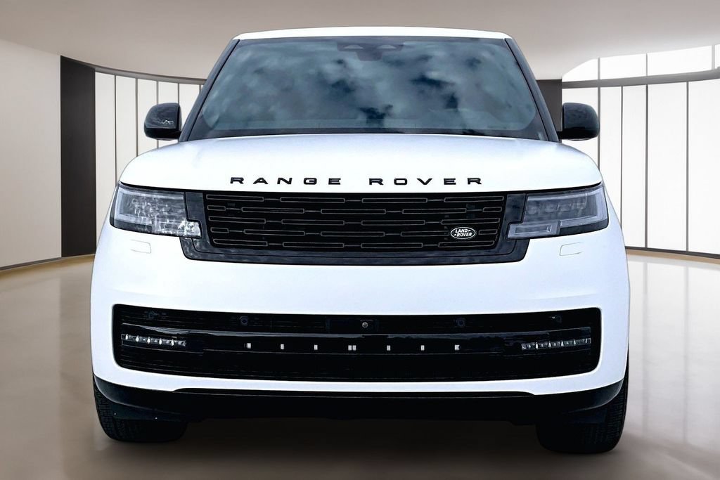 Certified 2025 Land Rover Range Rover Autobiography AWD/4WD image 2