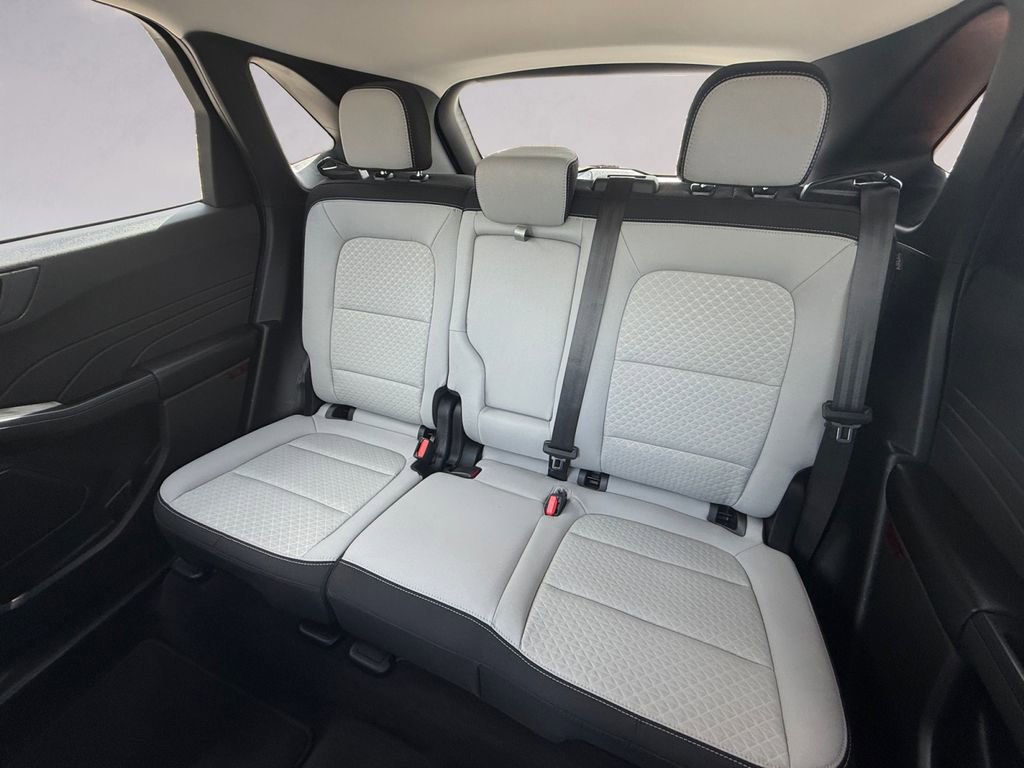 Used 2024 Ford Escape Active image 16