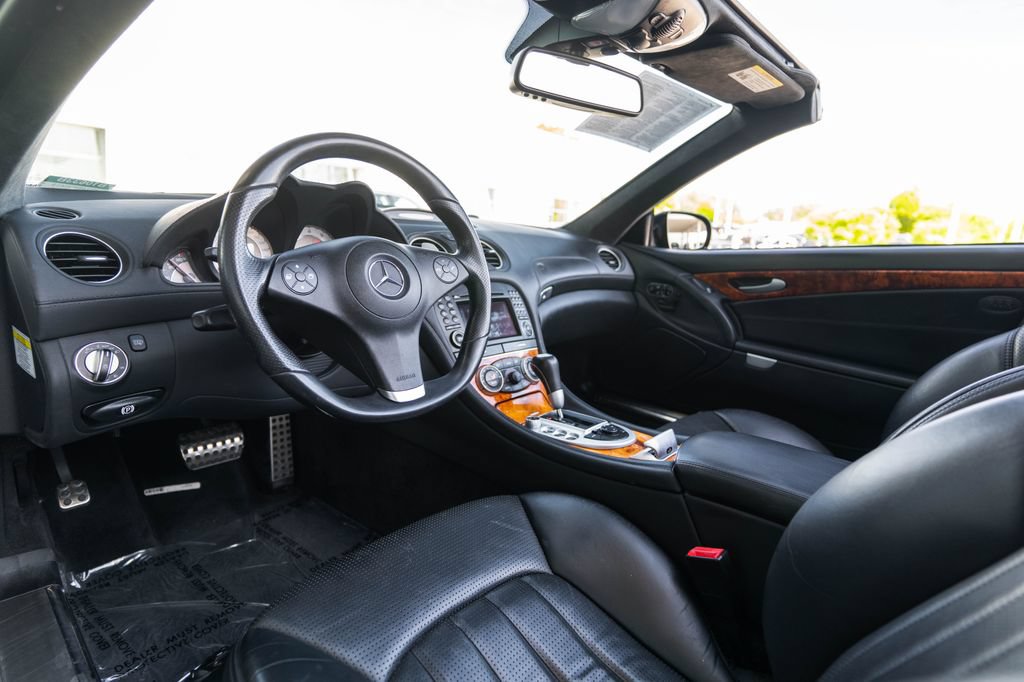 Used 2011 Mercedes-Benz SL 63 AMG image 15