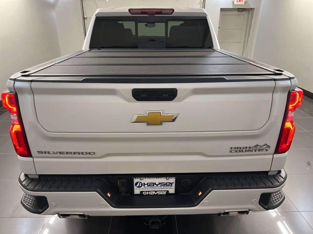 Used 2024 Chevrolet Silverado 1500 High Country w/ High Country Premium Package image 5