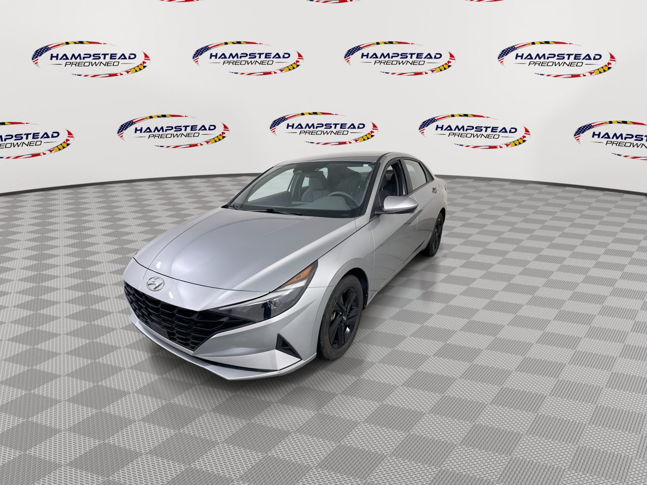 Used 2021 Hyundai Elantra SEL w/ Convenience Package FWD image 4