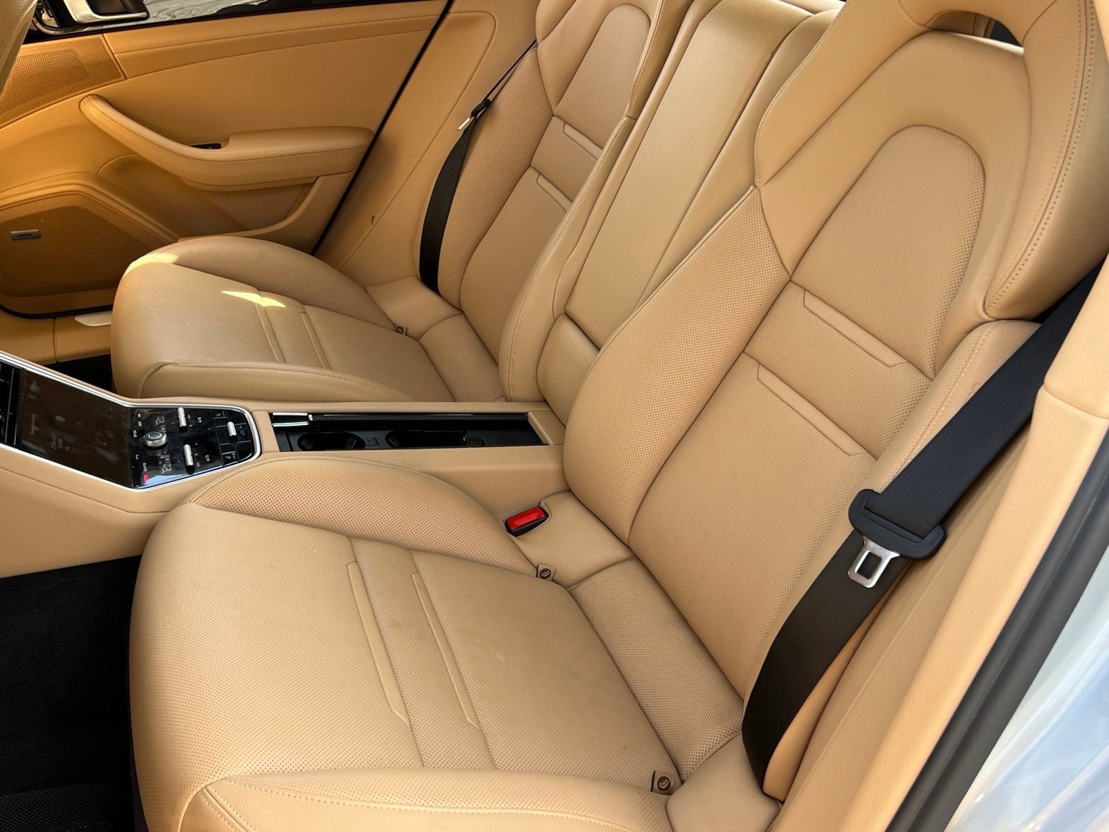 Certified 2020 Porsche Panamera 4 AWD/4WD image 18