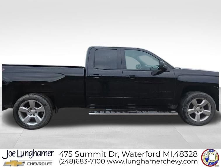 Used 2015 Chevrolet Silverado 1500 LT w/ LT Convenience Package AWD/4WD image 16