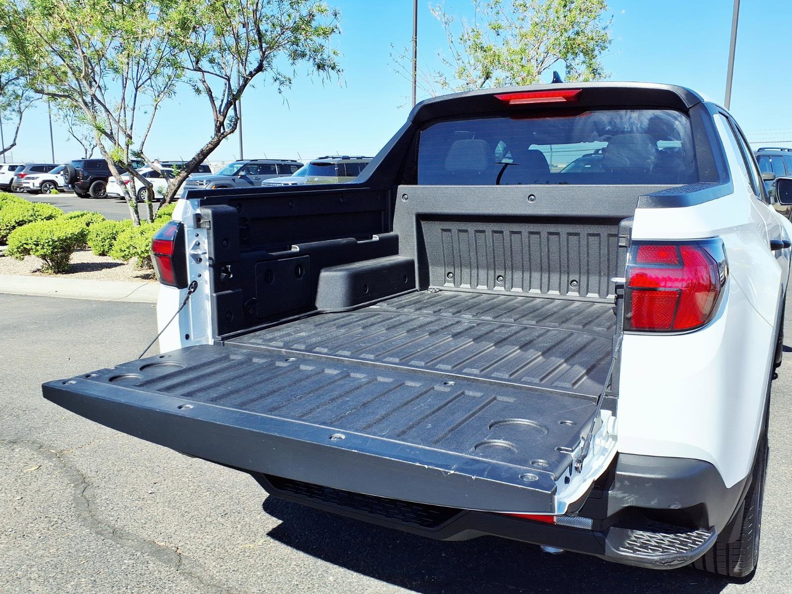 Certified 2022 Hyundai Santa Cruz SEL image 16