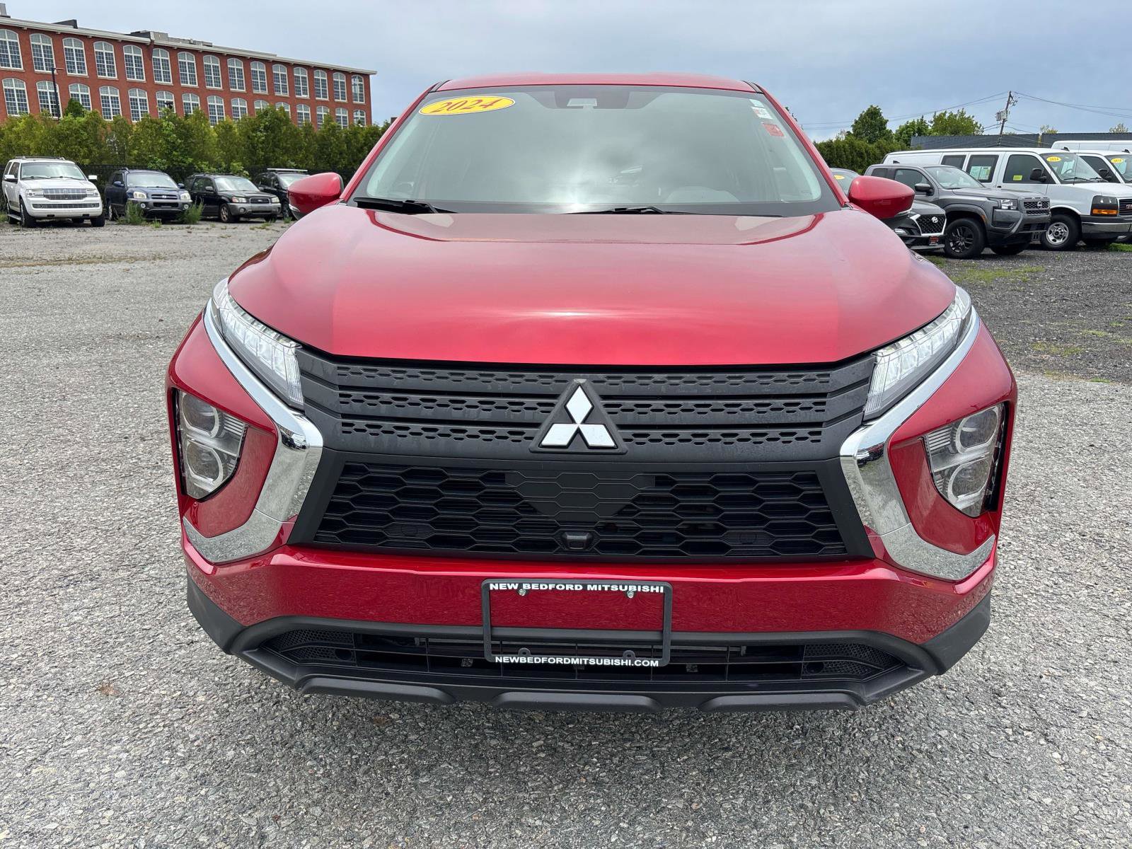 Used 2024 Mitsubishi Eclipse Cross ES AWD/4WD image 2