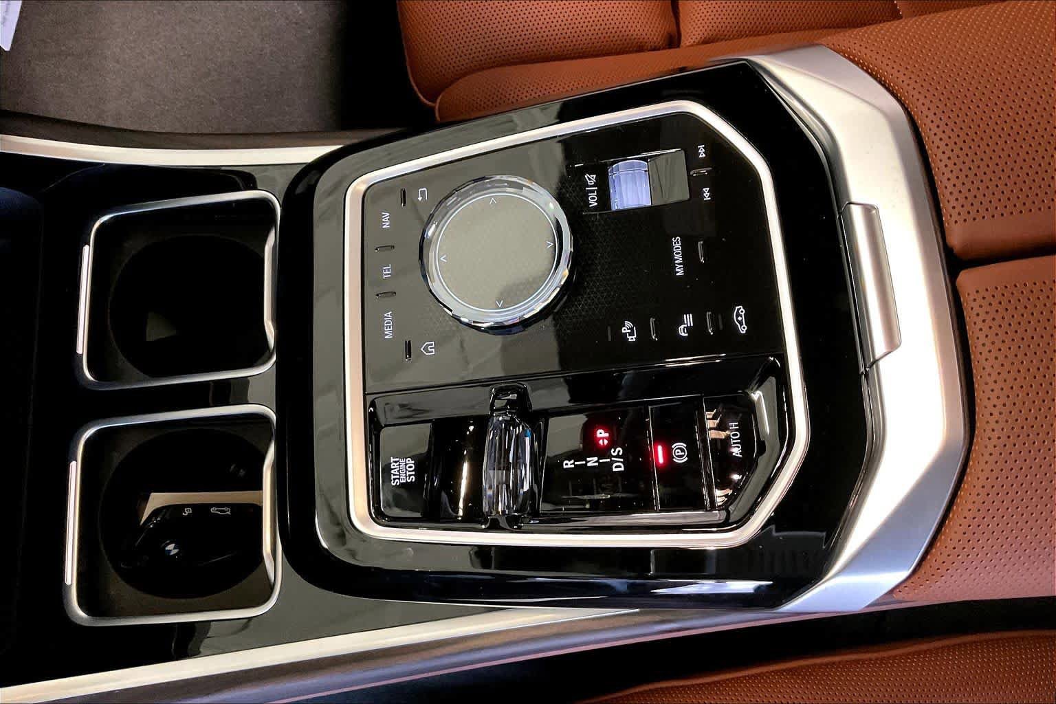 New 2026 BMW 760i xDrive AWD/4WD image 7