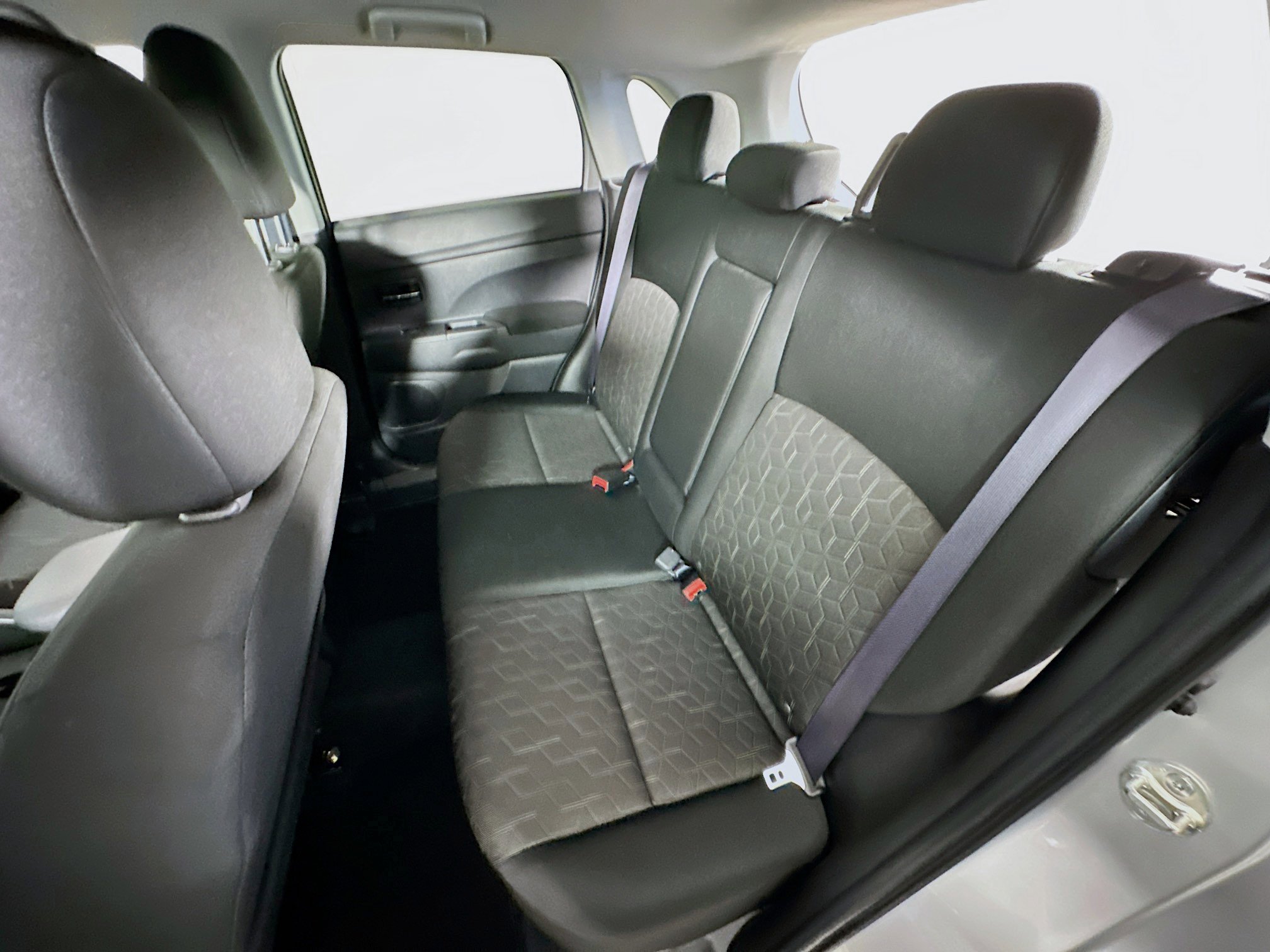 Used 2025 Mitsubishi Outlander Sport ES image 25