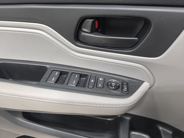 Used 2019 Honda Odyssey EX image 28