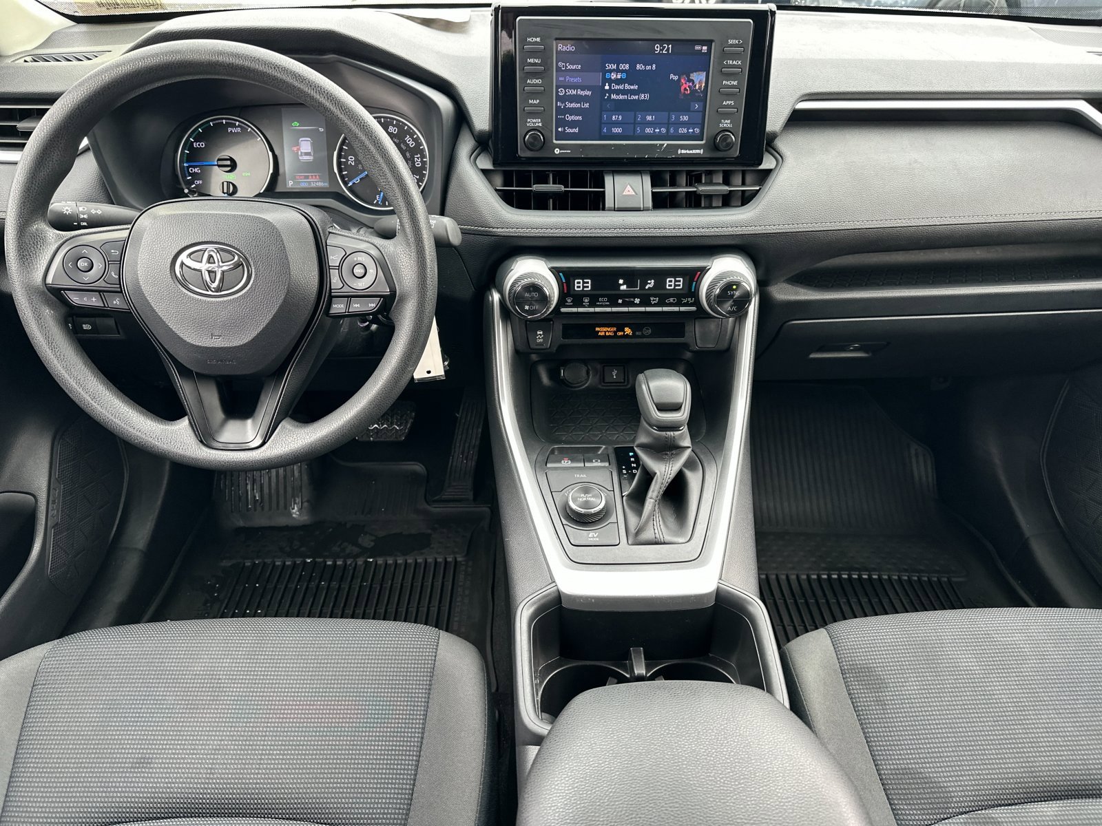 Used 2022 Toyota RAV4 LE image 13