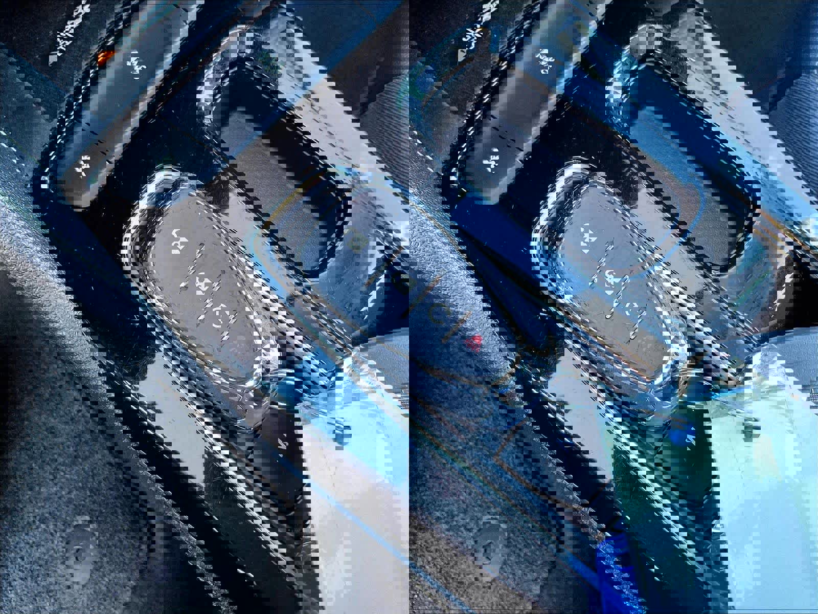 Used 2023 Chevrolet Bolt EUV Premier w/ Sun & Sound Package image 31