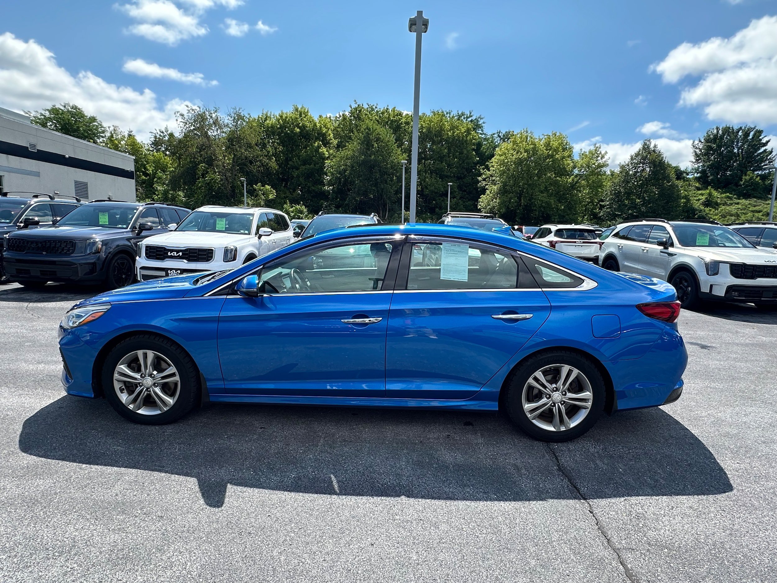 Used 2018 Hyundai Sonata Limited w/ Limited Ultimate Package 03 FWD image 7